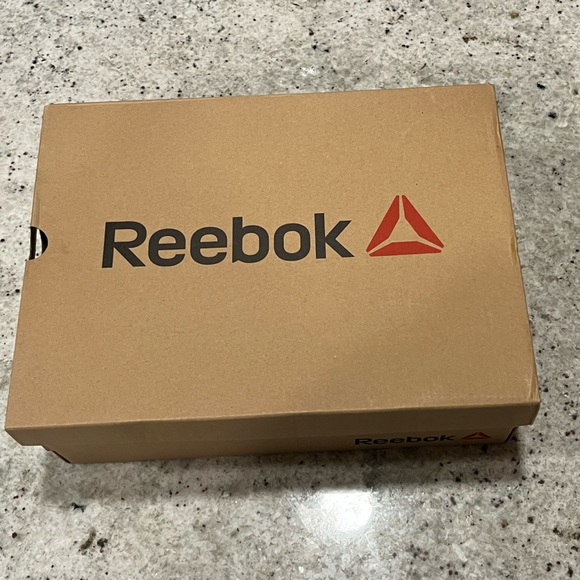 NEW, NEVER WORN, IN BOX. Men’s White Reebok, 8.5, WALK ULTRA 6 DMX MAX 2E - Picture 7 of 7